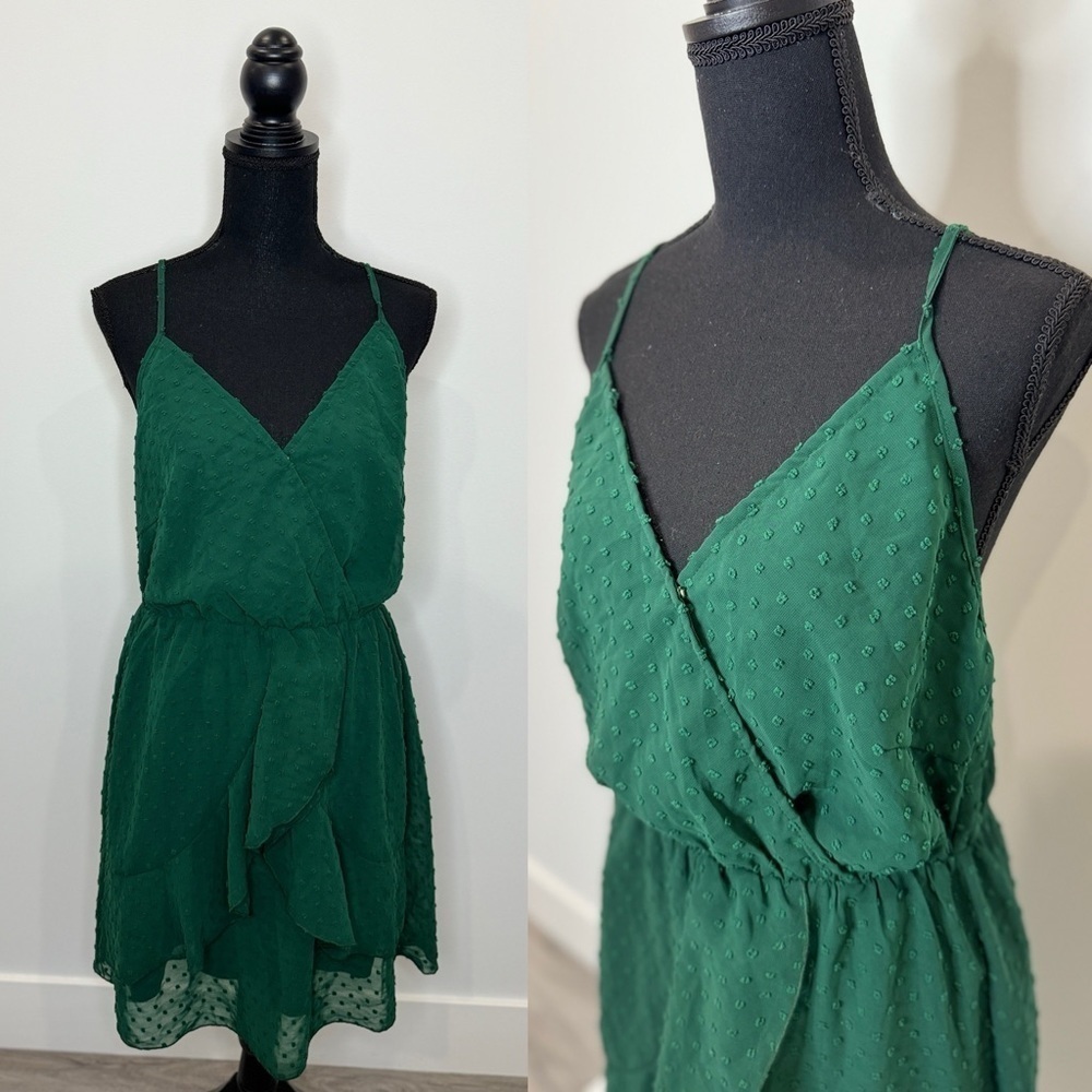 Green V-Neck Cinched Waist Mini Dress (M)
